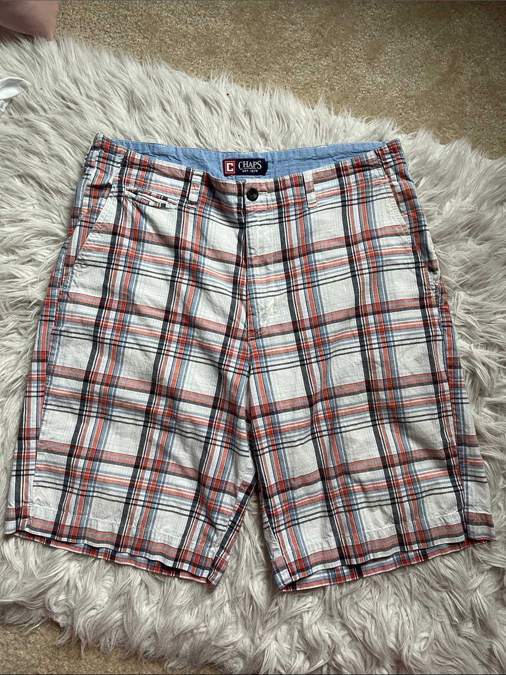 Chaps Men’s White Plaid Cargo Shorts with Red & Blue Stripes